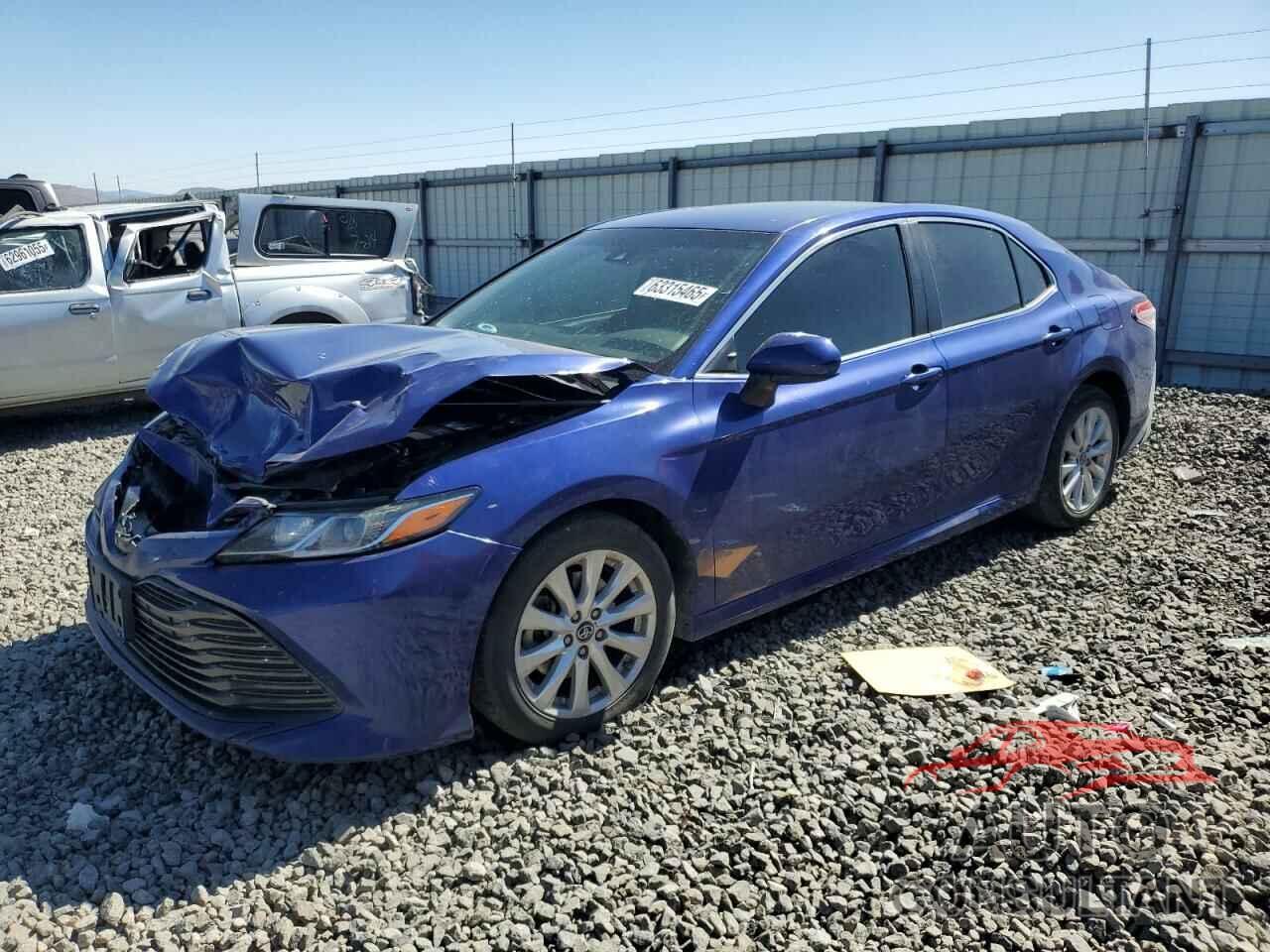 TOYOTA CAMRY 2018 - 4T1B11HK8JU526139
