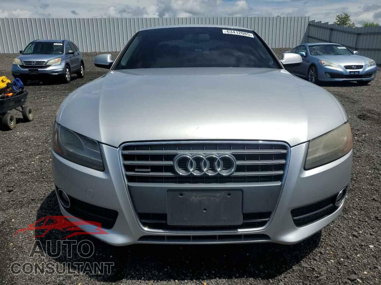 AUDI A5 2012 - WAULFAFR1CA018784