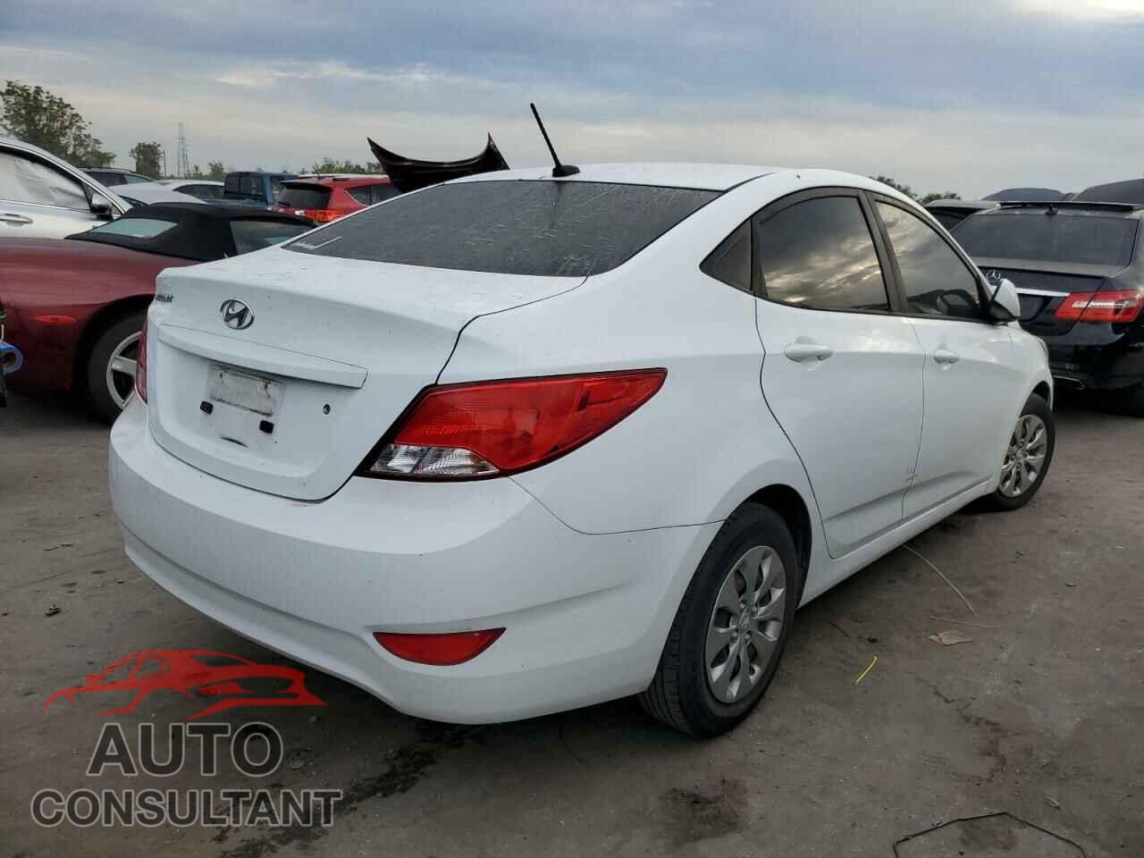 HYUNDAI ACCENT 2017 - KMHCT4AE8HU309916