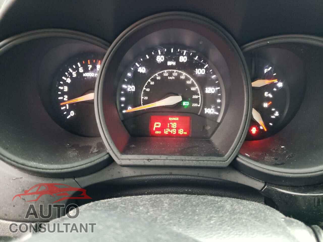 KIA RIO 2016 - KNADM5A34G6648487