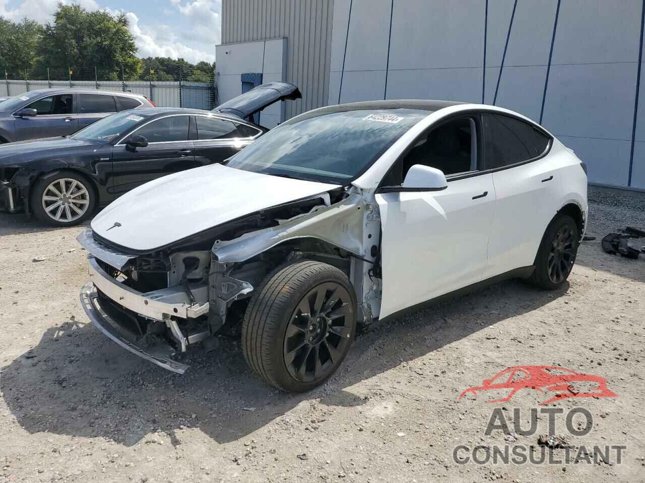 TESLA MODEL Y 2023 - 7SAYGDEE1PA053165