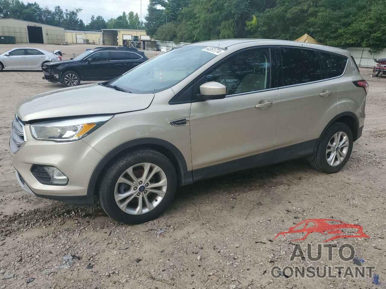 FORD ESCAPE 2017 - 1FMCU0GD3HUB95733