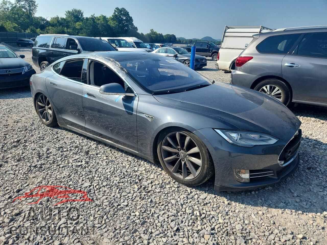 TESLA MODEL S 2012 - 5YJSA1CP8CFP01797