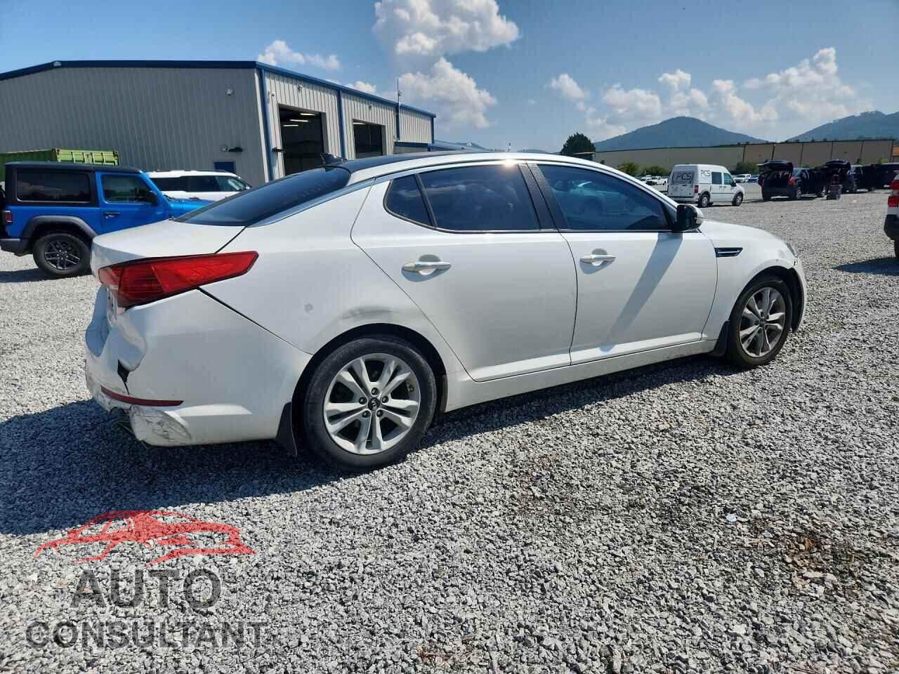 KIA OPTIMA 2011 - KNAGN4A71B5058723