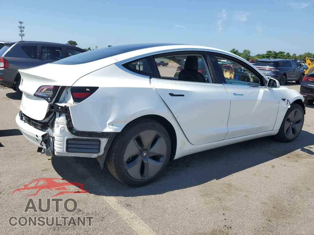 TESLA MODEL 3 2018 - 5YJ3E1EA7JF035353