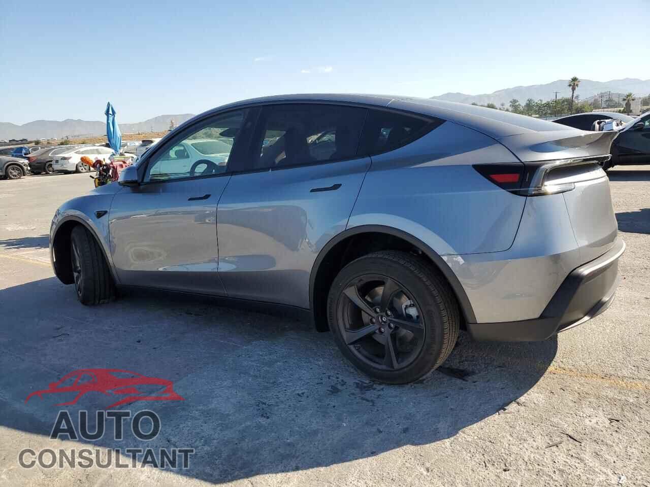 TESLA MODEL Y 2026 - 7SAYGDED8TF388427
