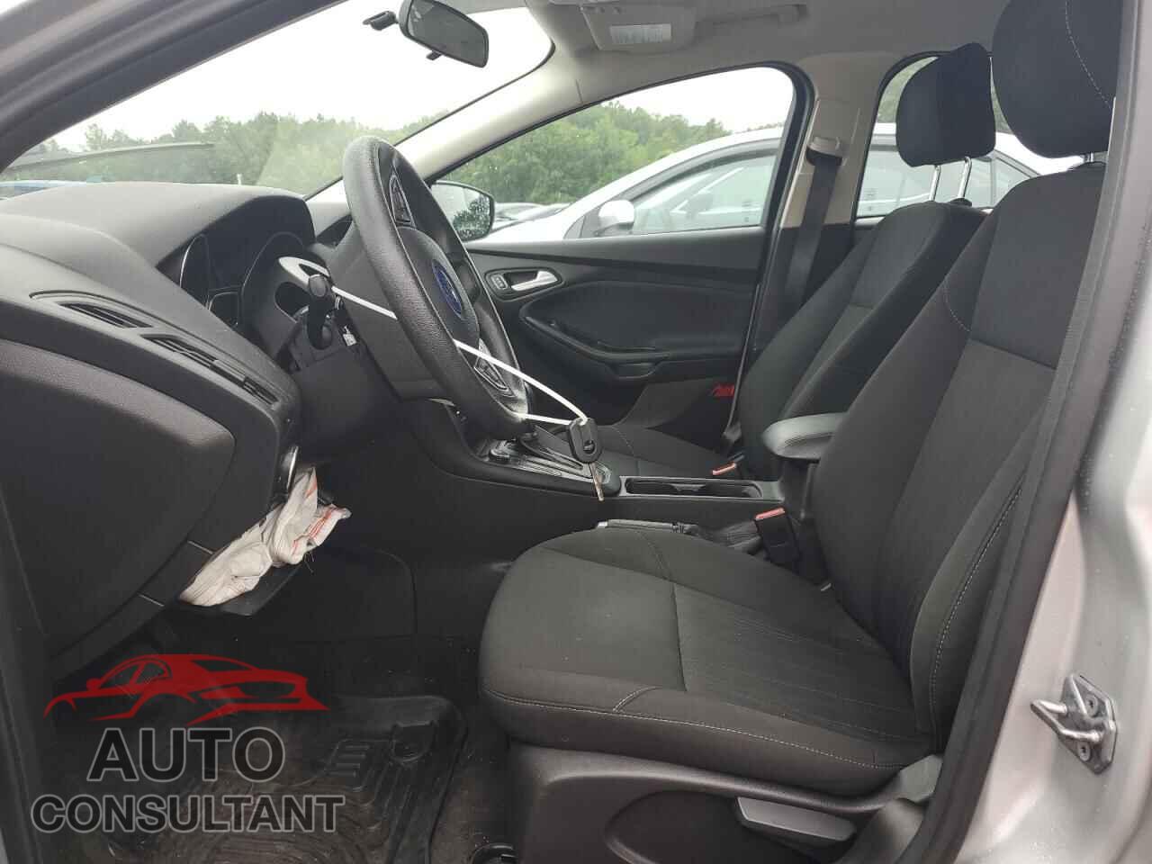 FORD FOCUS 2016 - 1FADP3F29GL296318