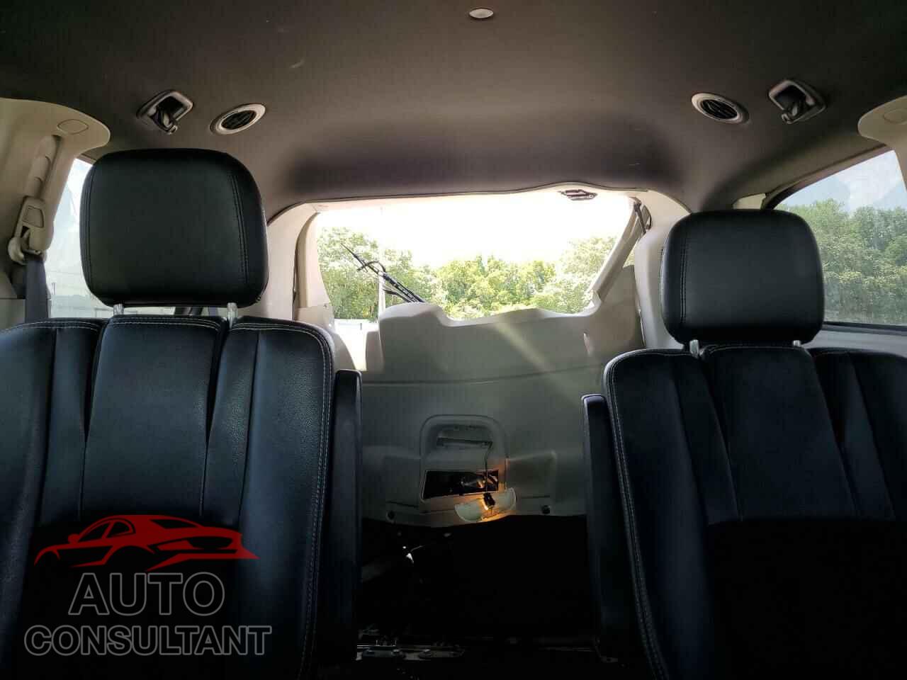 DODGE CARAVAN 2017 - 2C4RDGCG5HR589366