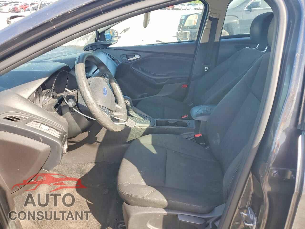 FORD FOCUS 2017 - 1FADP3K26HL274932
