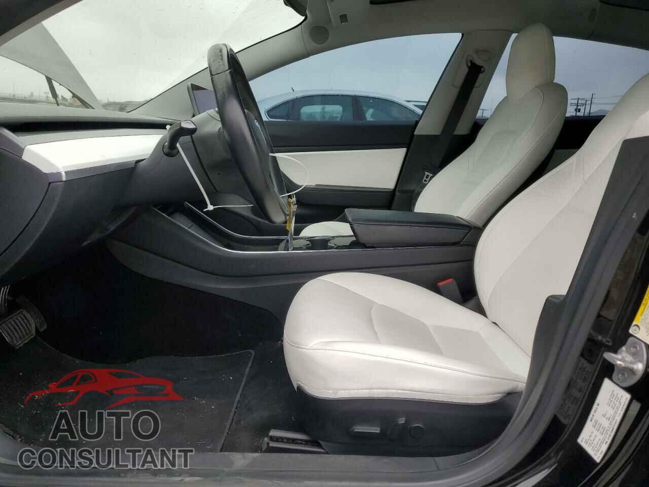 TESLA MODEL 3 2019 - 5YJ3E1EA5KF312471