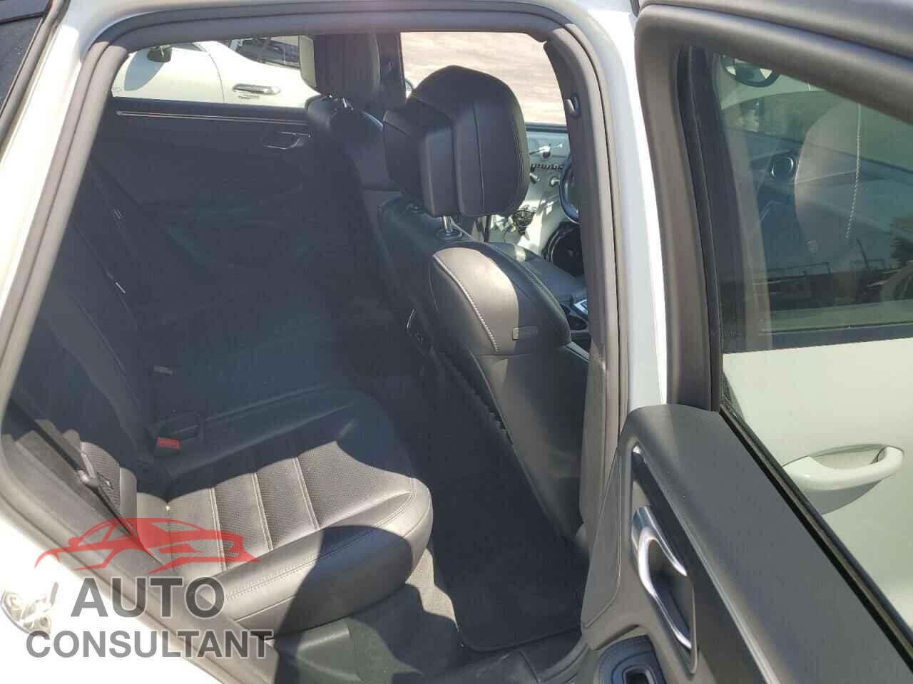 PORSCHE MACAN 2017 - WP1AG2A53HLB56743