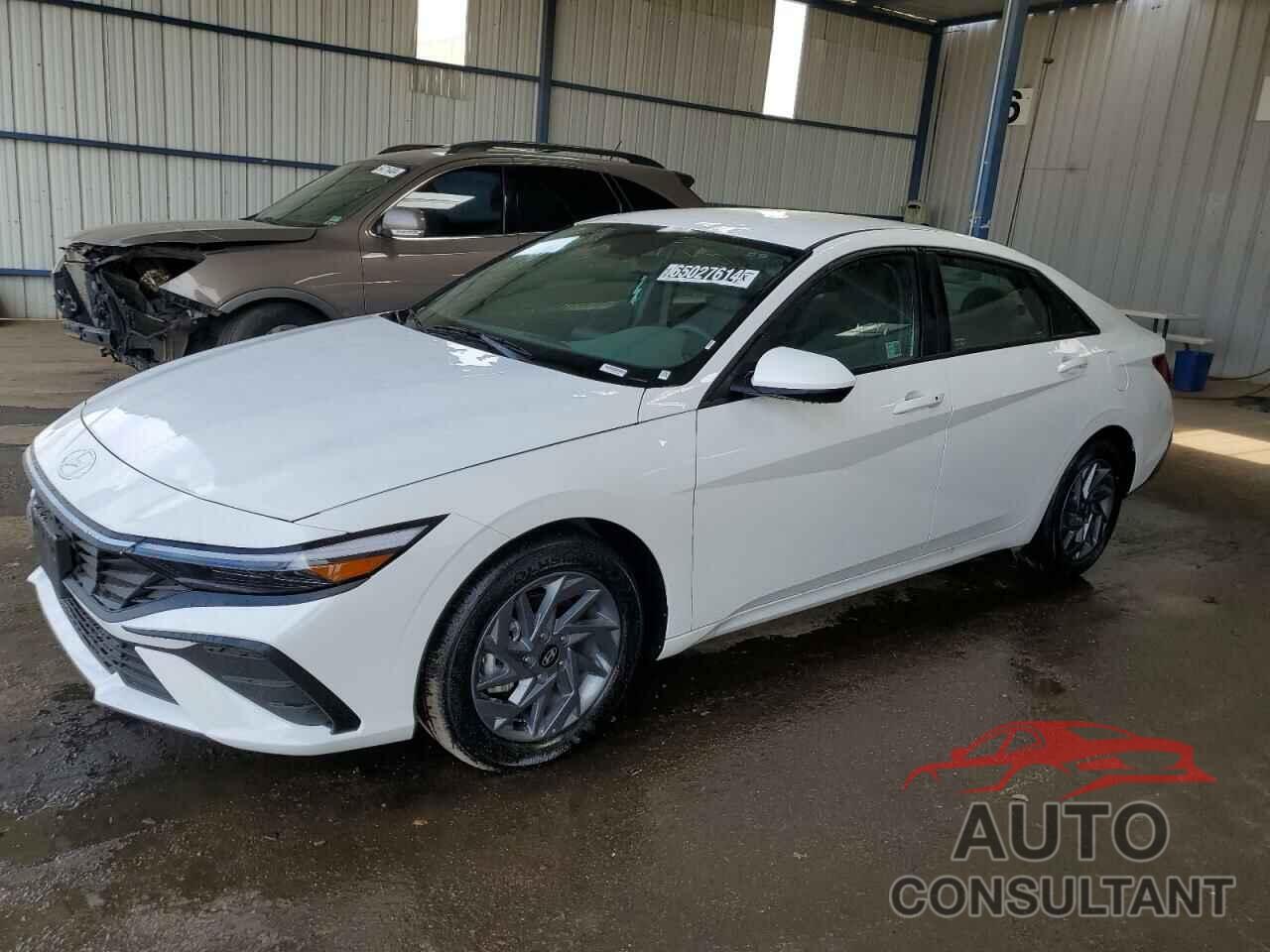 HYUNDAI ELANTRA 2024 - KMHLM4DG7RU676852