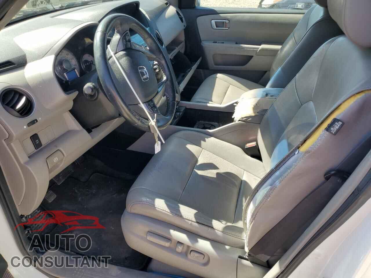 HONDA PILOT 2011 - 5FNYF4H75BB032991