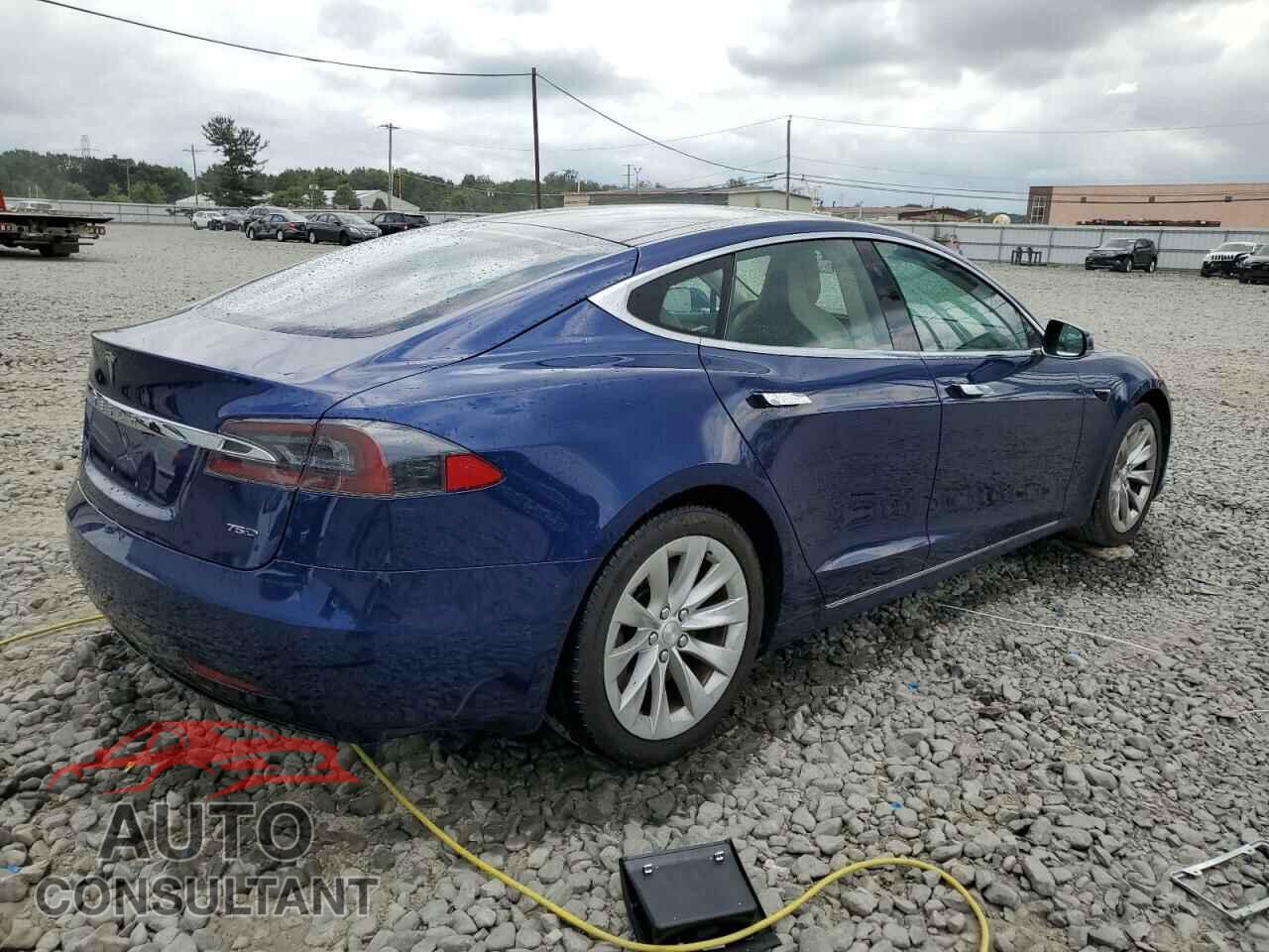 TESLA MODEL S 2017 - 5YJSA1E23HF215780