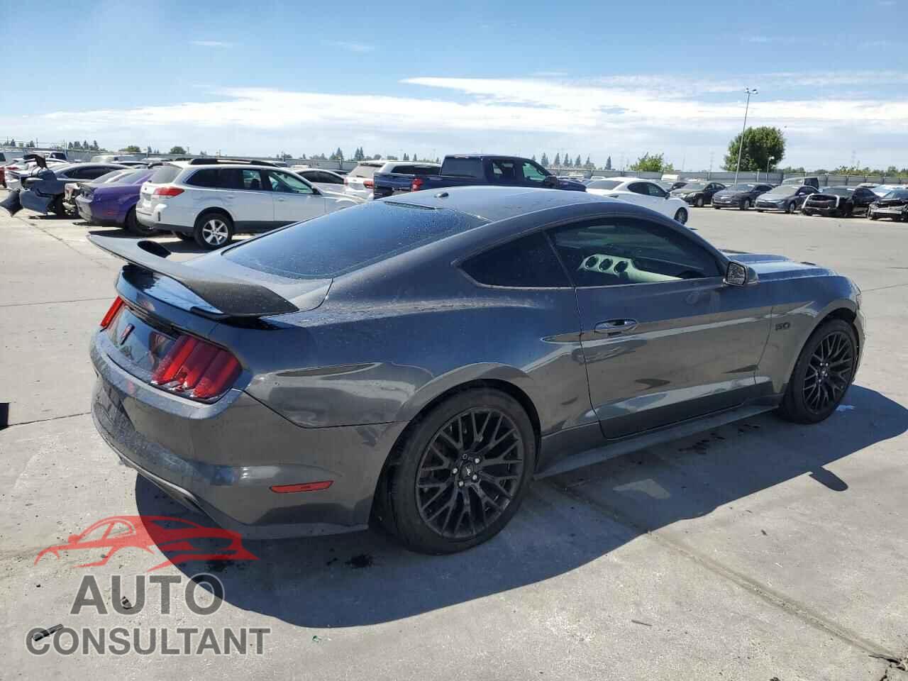 FORD MUSTANG 2017 - 1FA6P8CF3H5211105