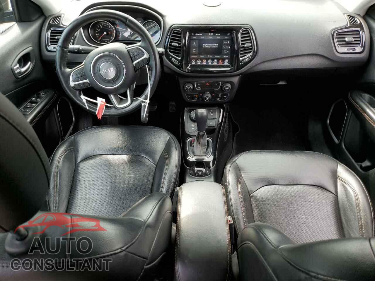 JEEP COMPASS 2019 - 3C4NJDCB0KT747501