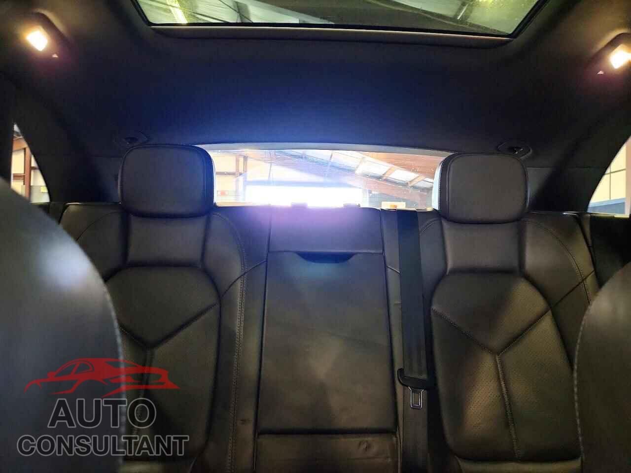 PORSCHE MACAN 2016 - WP1AB2A5XGLB49771