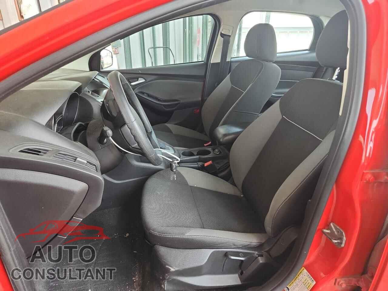 FORD FOCUS 2014 - 1FADP3F27EL362099