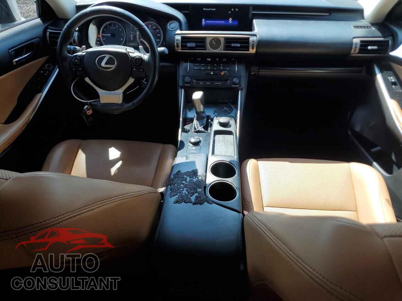 LEXUS IS 2014 - JTHBF1D27E5028640