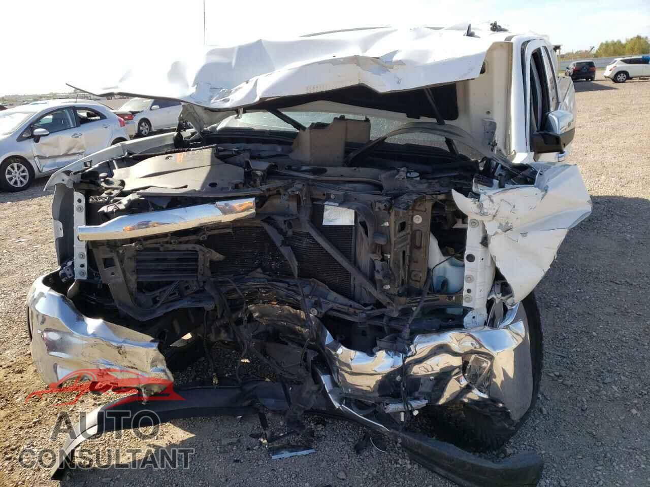 CHEVROLET SILVERADO 2018 - 3GCPCSEC3JG593189