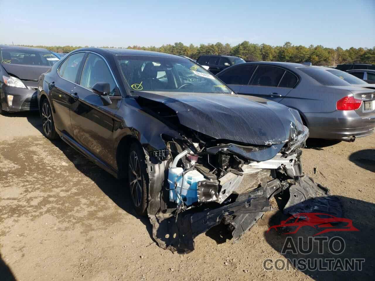 TOYOTA CAMRY 2018 - 4T1B11HK5JU588338
