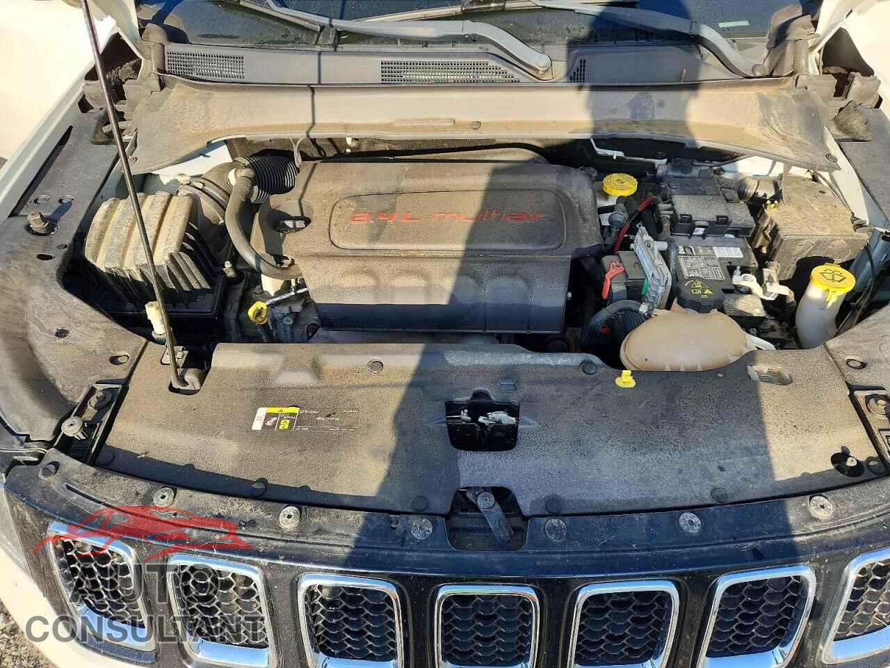 JEEP COMPASS 2018 - 3C4NJDCB5JT206491