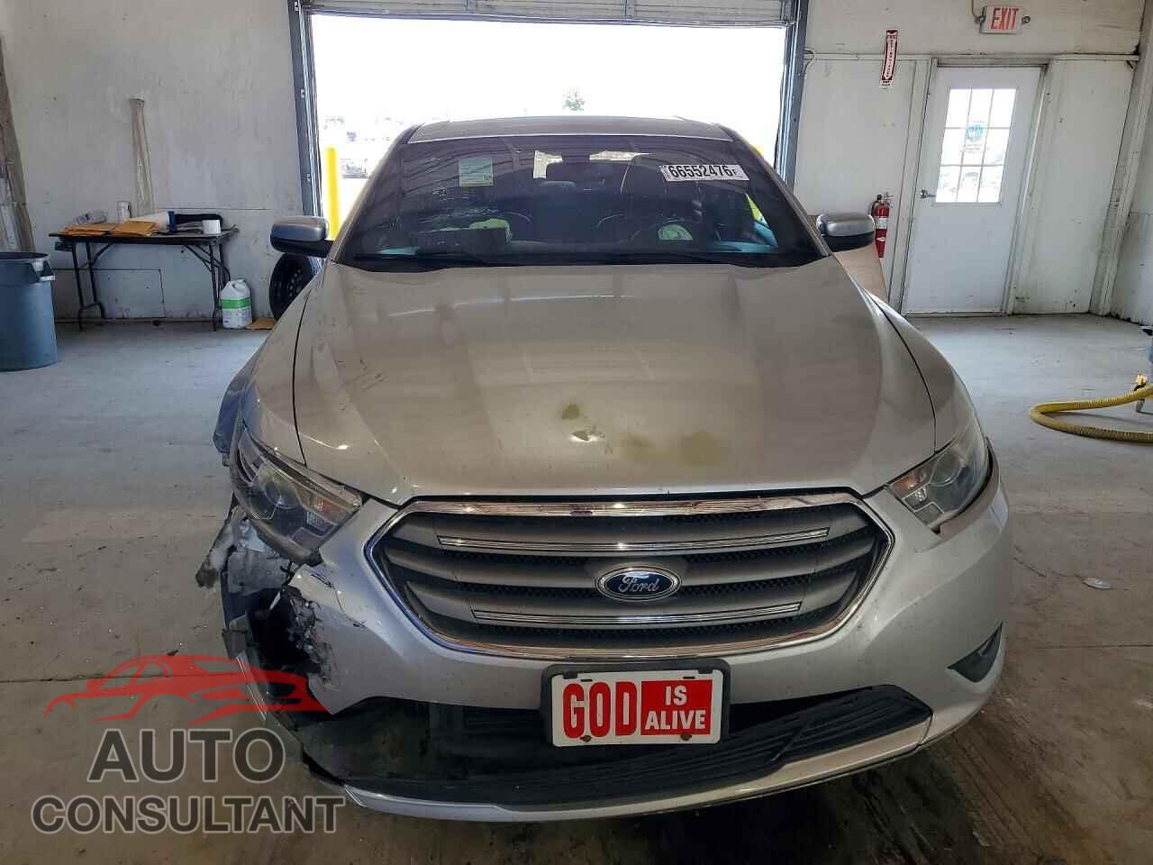 FORD TAURUS 2013 - 1FAHP2E89DG208003