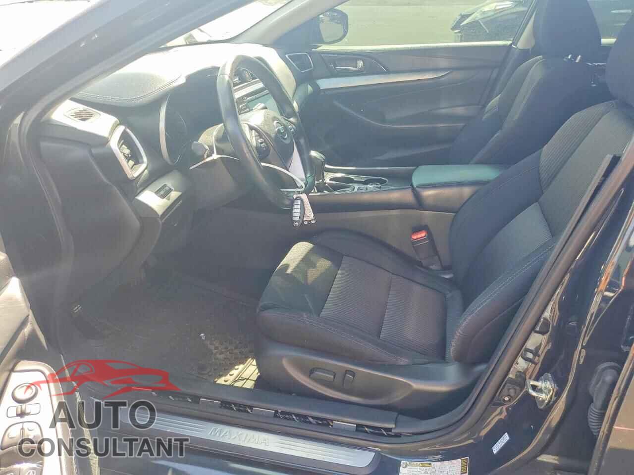 NISSAN MAXIMA 2017 - 1N4AA6AP2HC376702