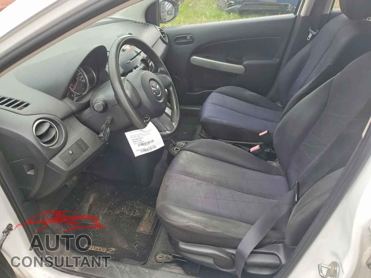 MAZDA 2 2012 - JM1DE1KY9C0144923