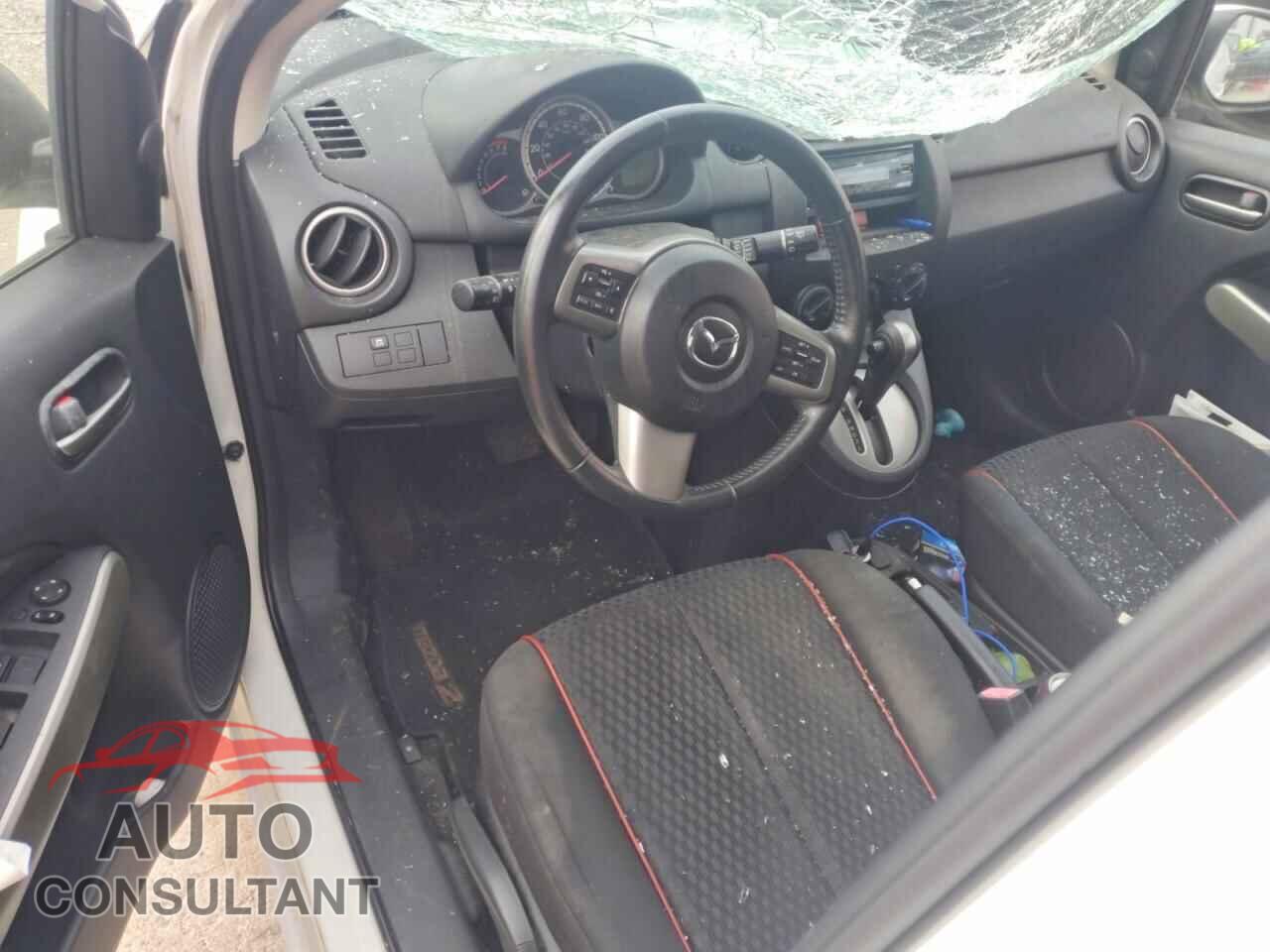 MAZDA 2 2011 - JM1DE1HY0B0119558