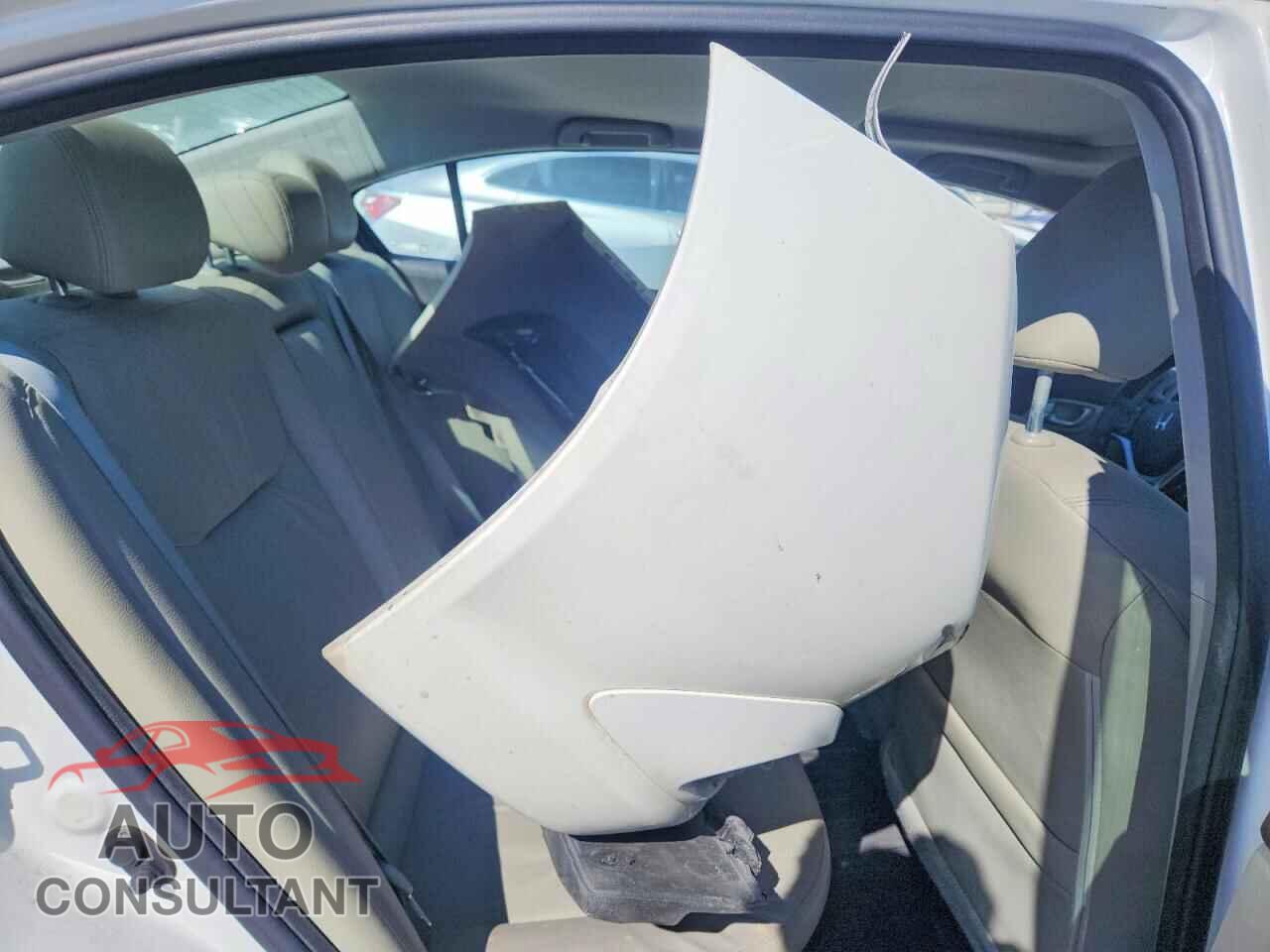 HONDA CIVIC 2012 - 2HGFB2F99CH322739