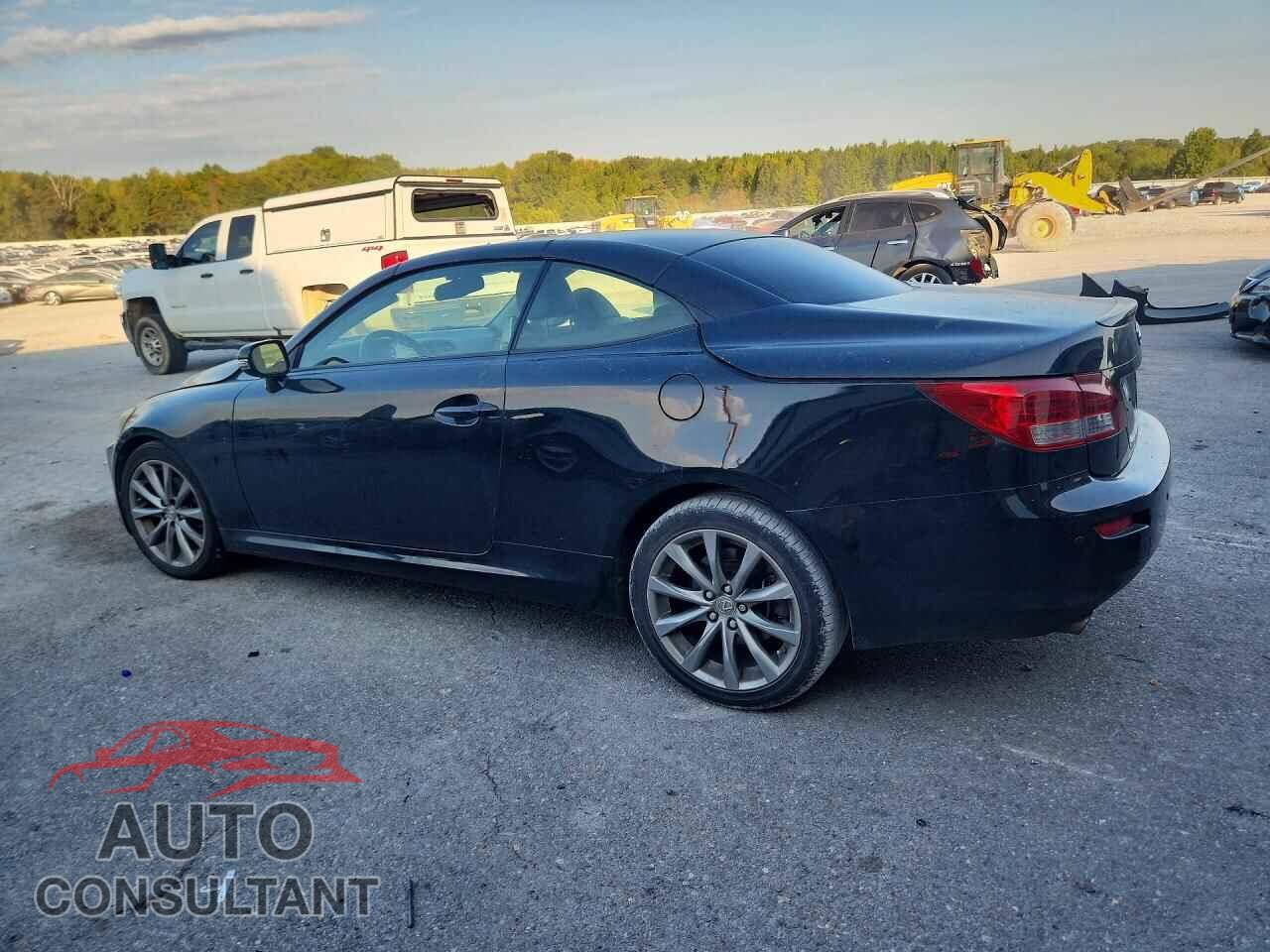 LEXUS IS 2014 - JTHFF2C22E2529896