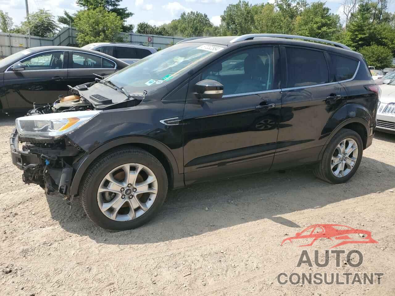 FORD ESCAPE 2017 - 1FMCU9JD1HUC38186