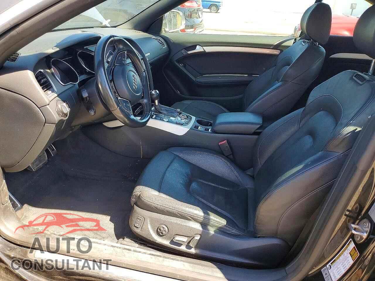 AUDI S5/RS5 2013 - WAUCGAFH3DN012791