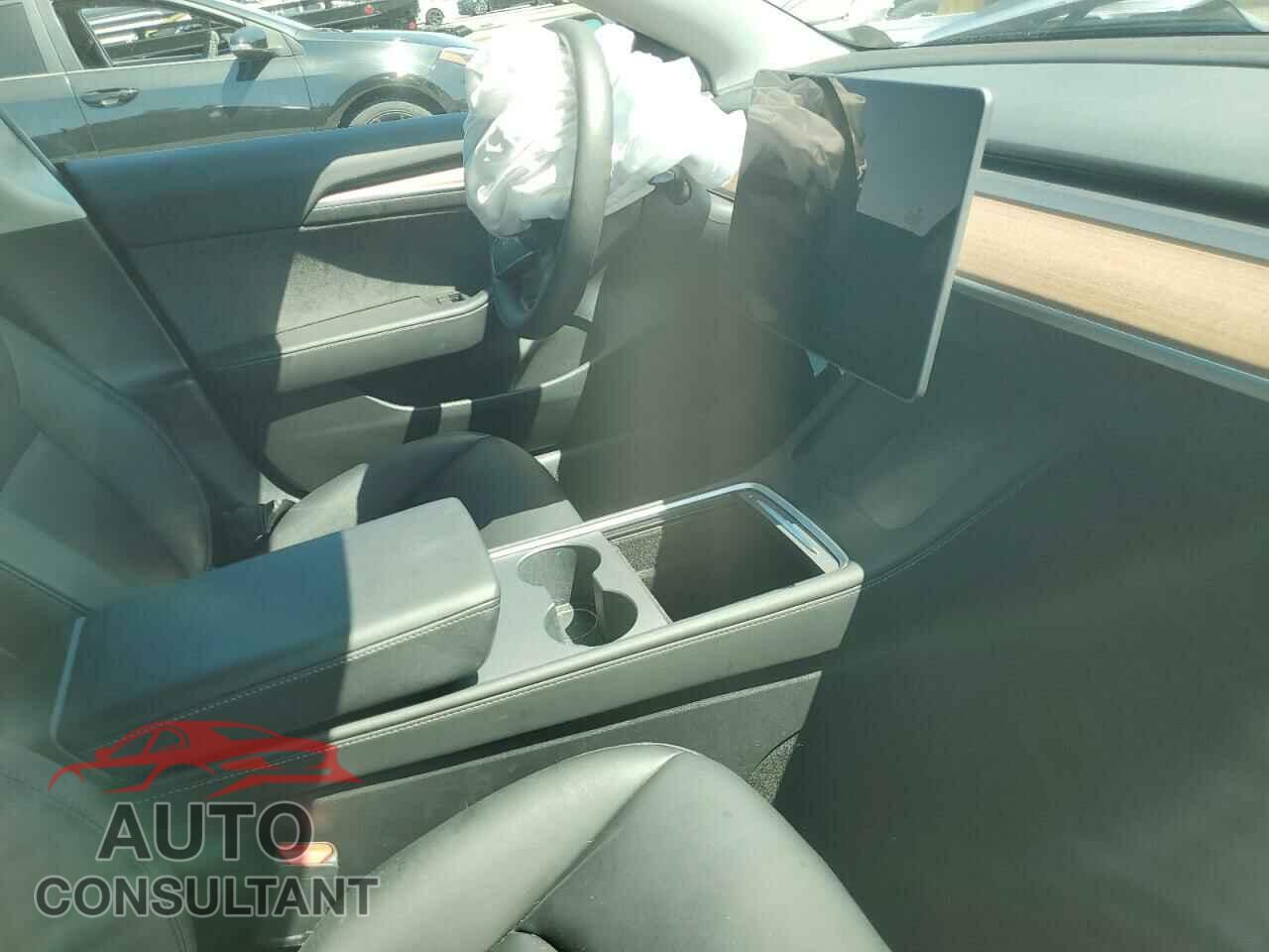 TESLA MODEL 3 2023 - 5YJ3E1EA2PF398295