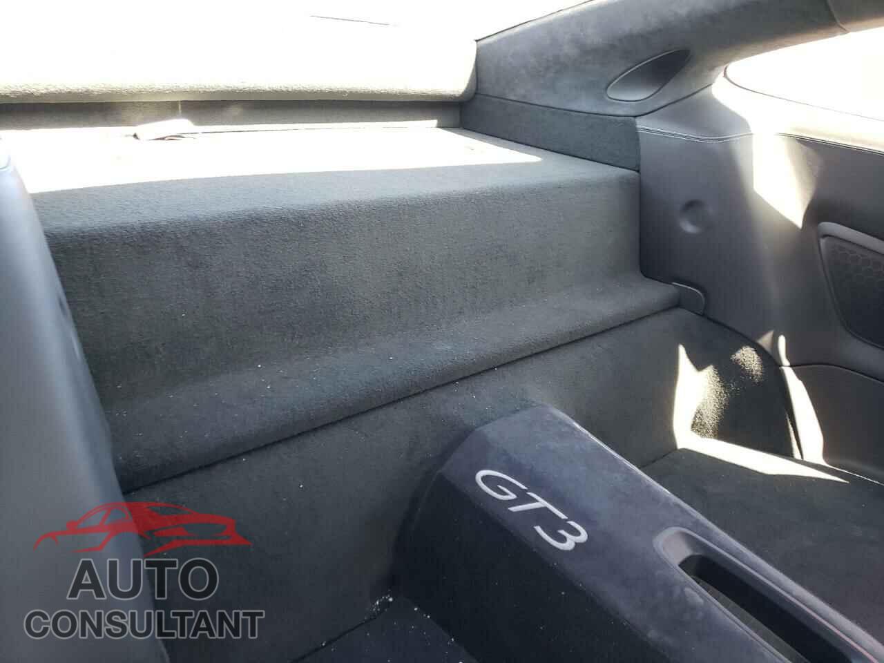 PORSCHE 911 2018 - WP0AC2A99JS175129