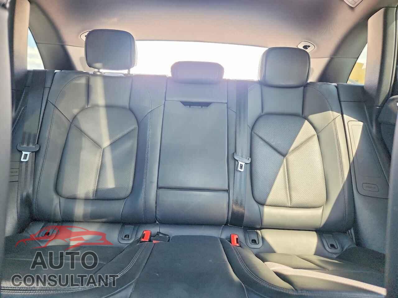 PORSCHE MACAN 2021 - WP1AB2A59MLB33783