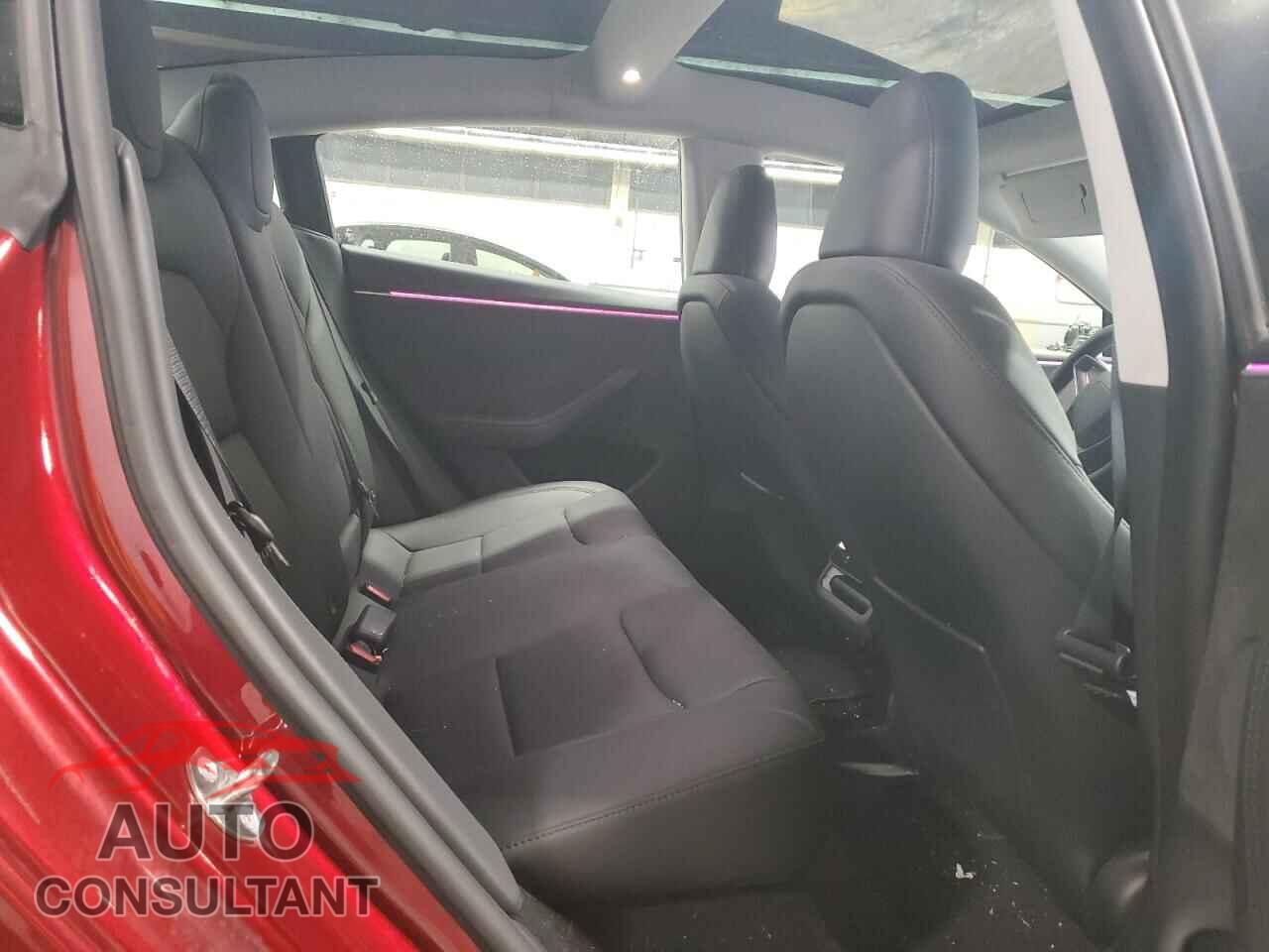 TESLA MODEL 3 2024 - 5YJ3E1EBXRF766475