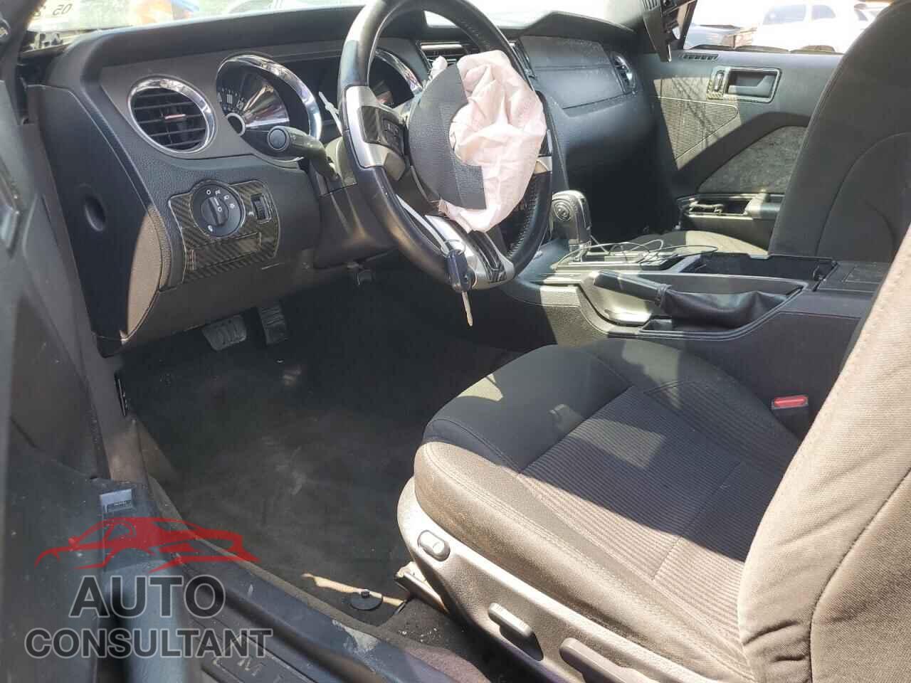 FORD MUSTANG 2014 - 1ZVBP8CF1E5226655