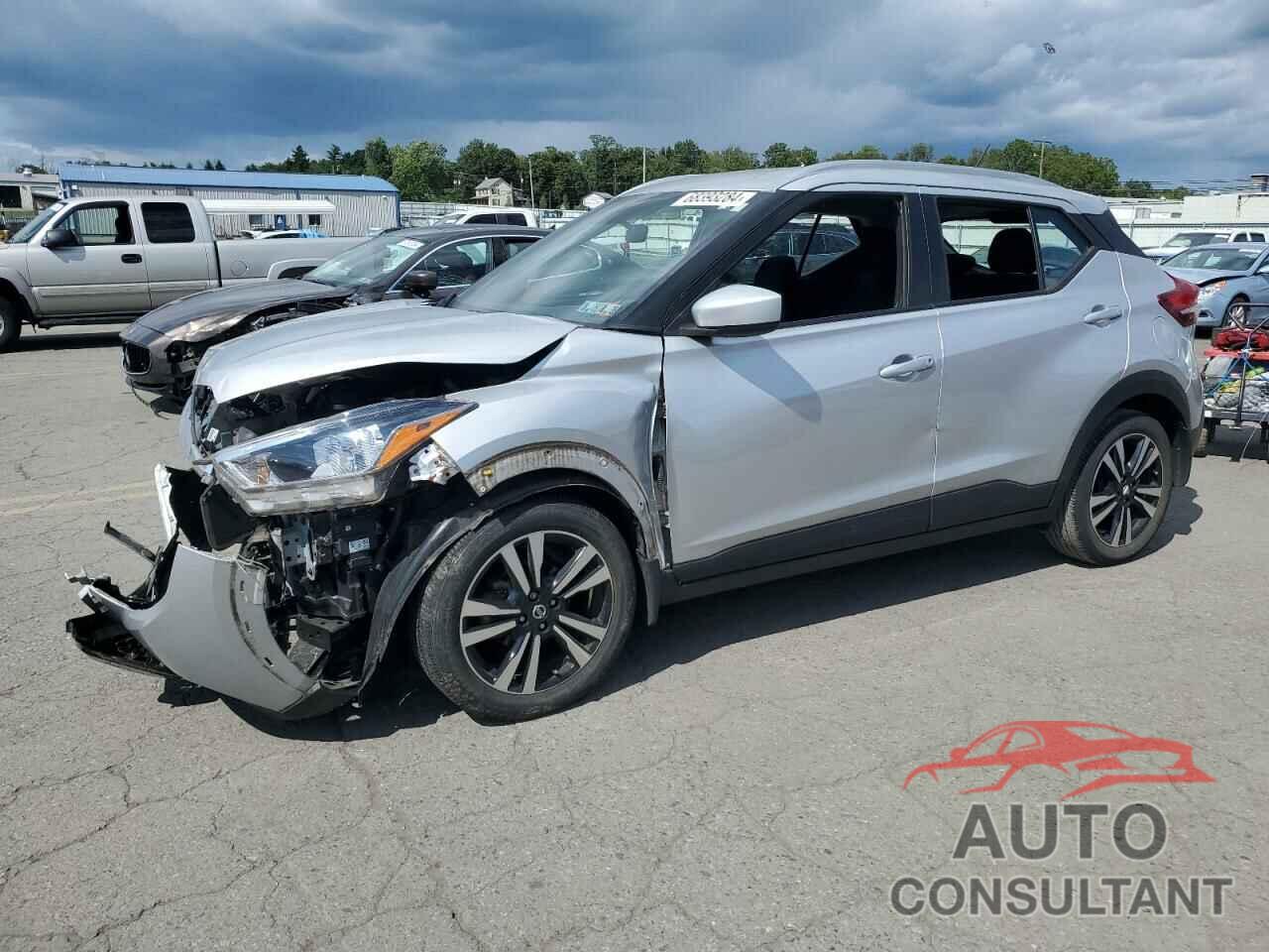 NISSAN KICKS 2018 - 3N1CP5CU0JL514085