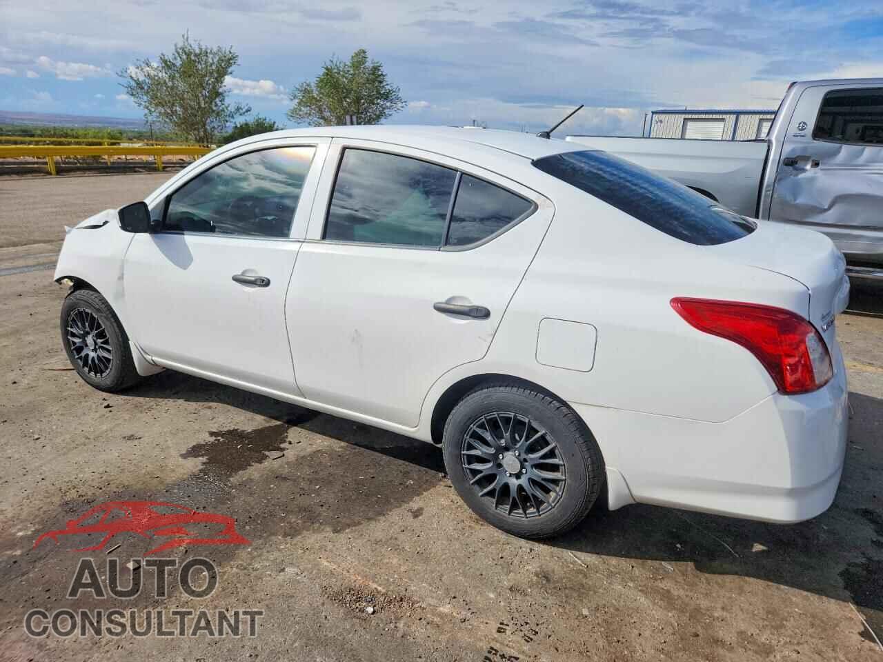 NISSAN VERSA 2017 - 3N1CN7AP5HL896767