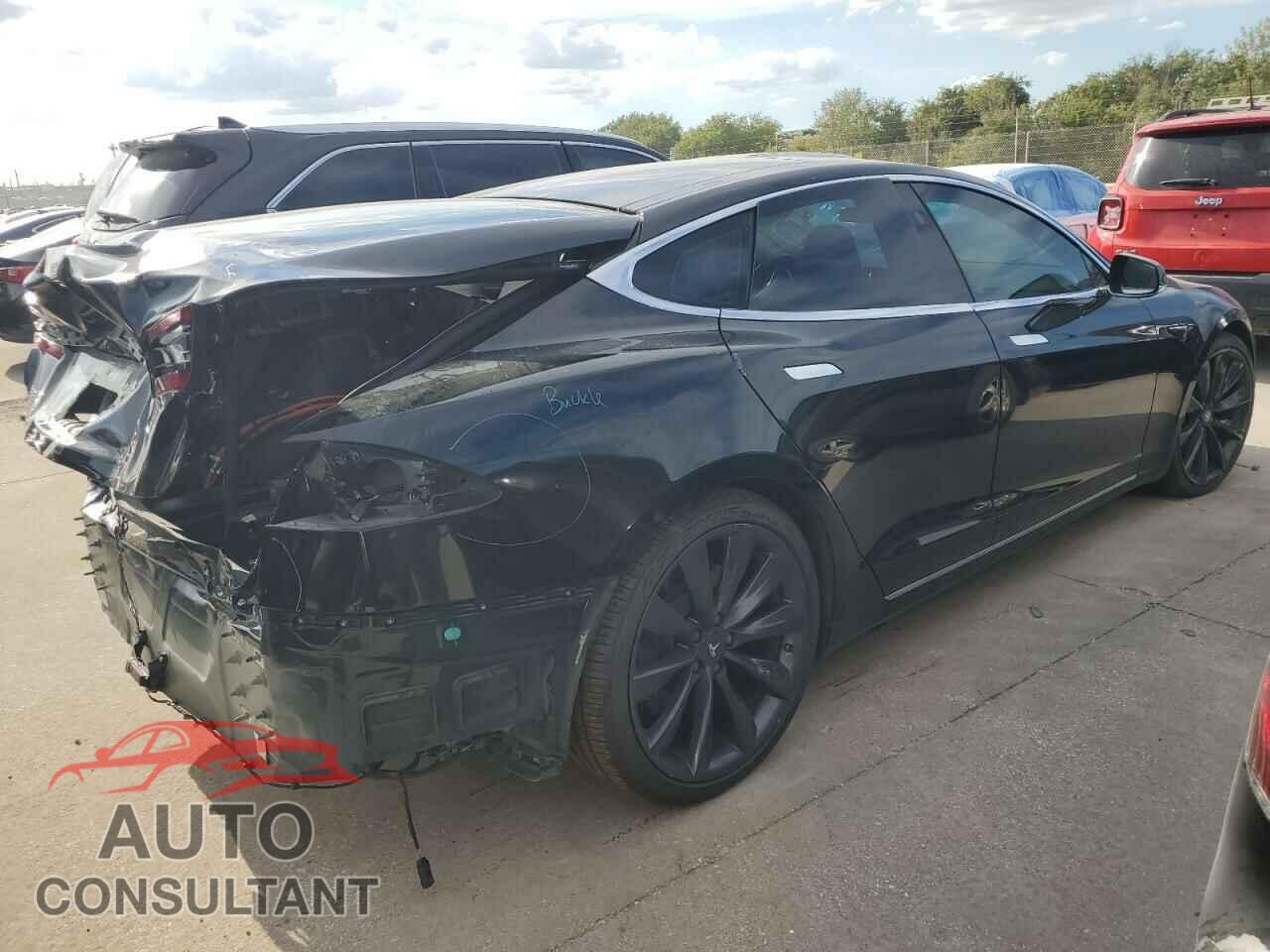 TESLA MODEL S 2017 - 5YJSA1E2XHF229966