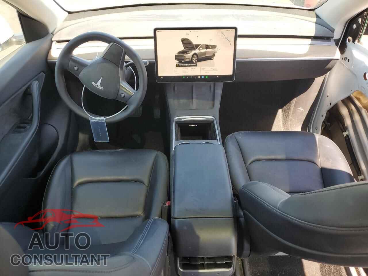 TESLA MODEL Y 2022 - 7SAYGAEE7NF490635