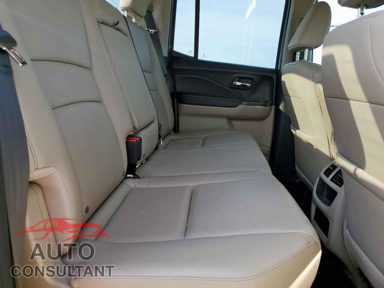 HONDA RIDGELINE 2017 - 5FPYK2F64HB001399