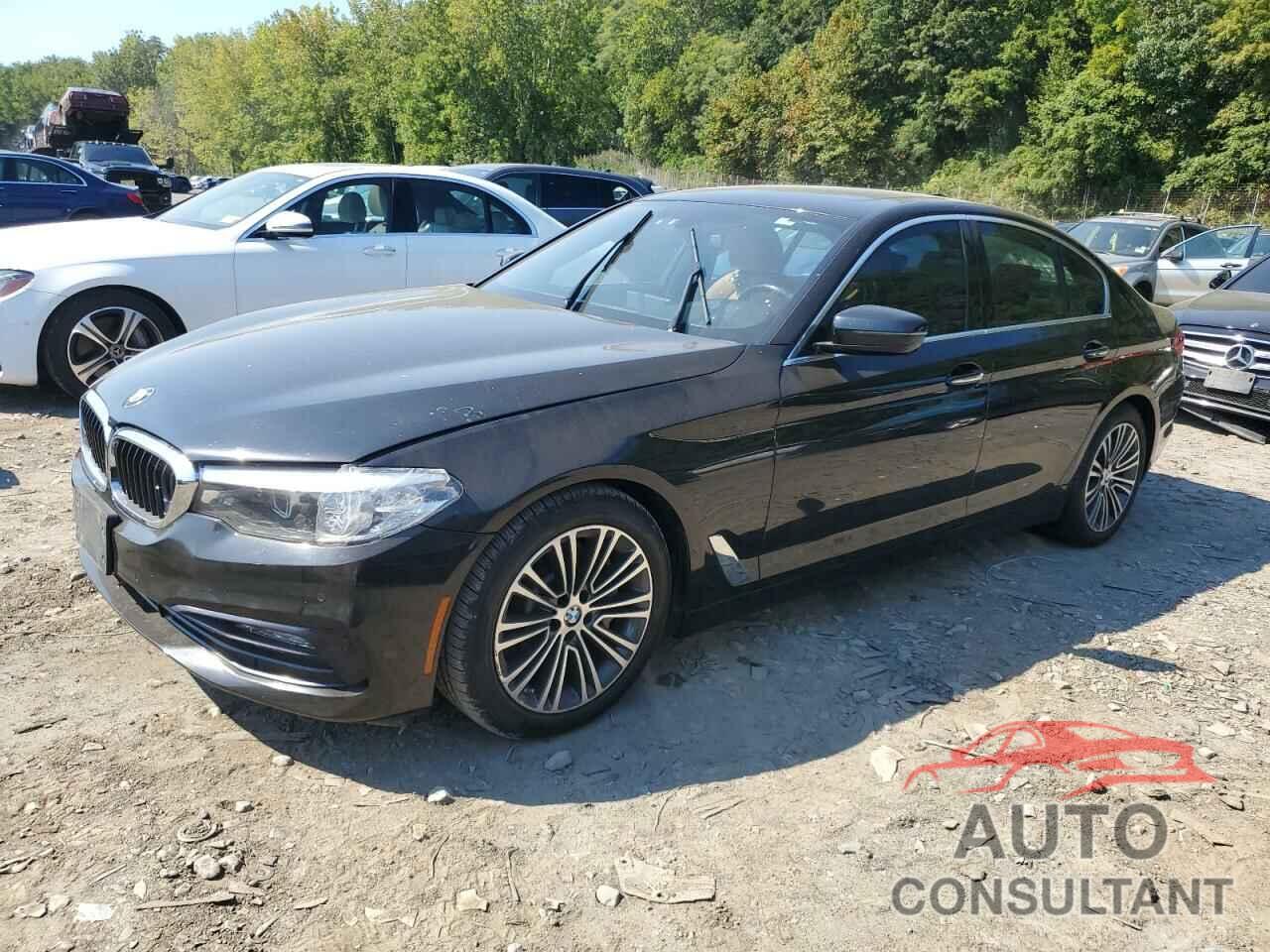 BMW 5 SERIES 2018 - WBAJA7C59JG909345