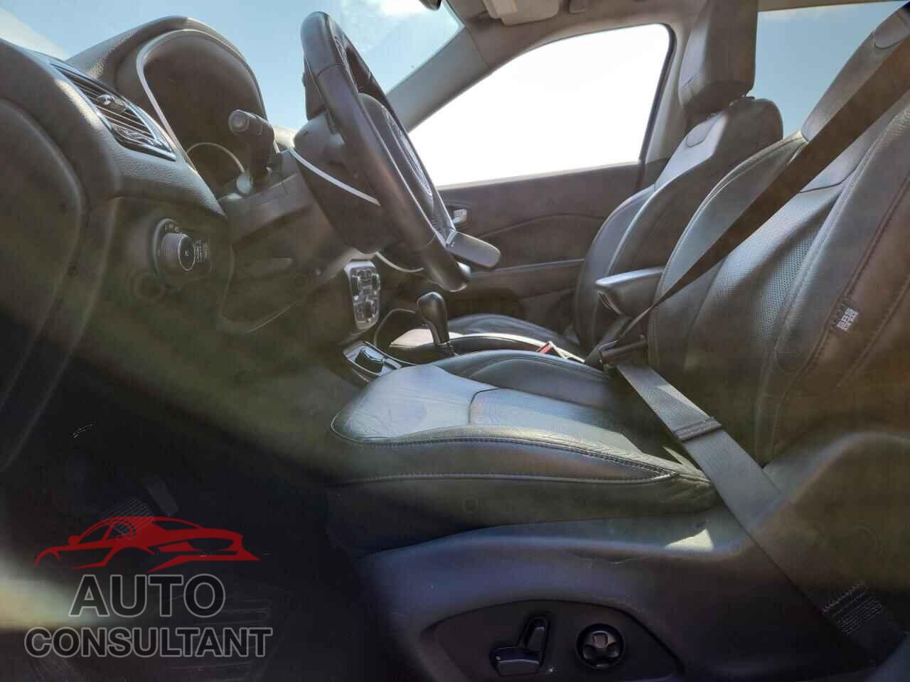 JEEP COMPASS 2017 - 3C4NJDCB8HT673253