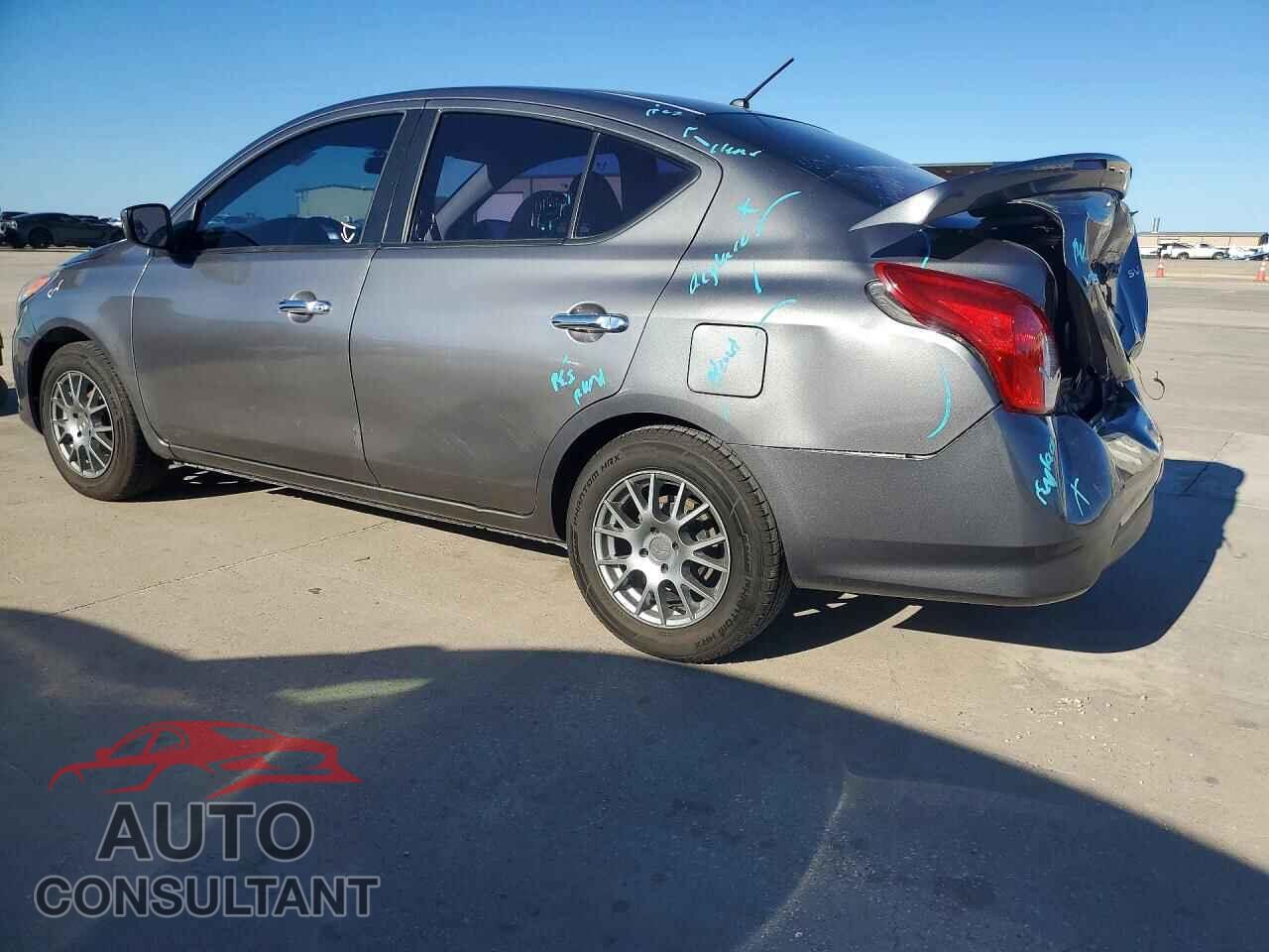 NISSAN VERSA 2019 - 3N1CN7AP3KL862611