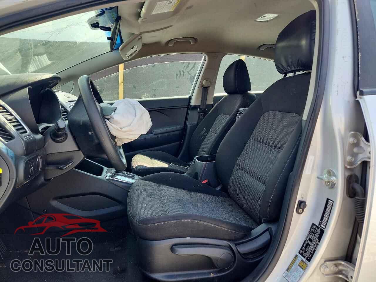 KIA FORTE 2017 - 3KPFK4A78HE126472