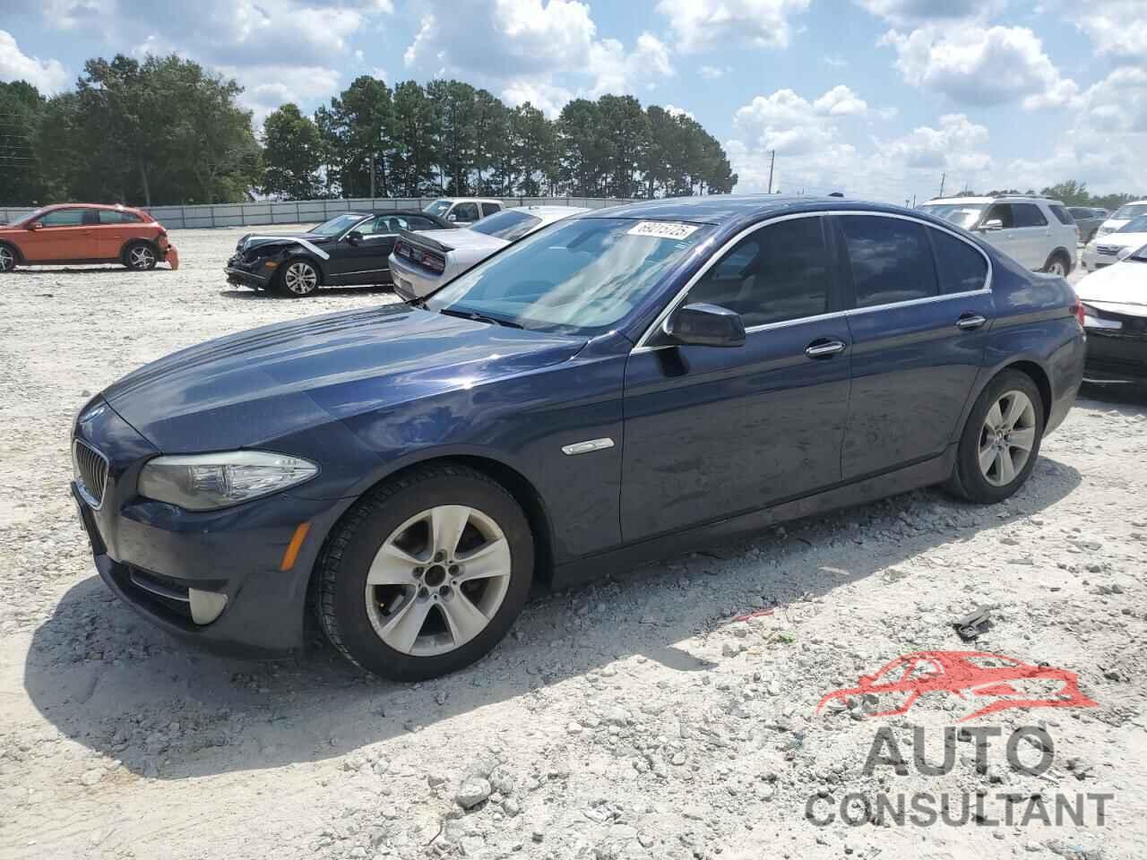 BMW 5 SERIES 2011 - WBAFR1C51BC672290