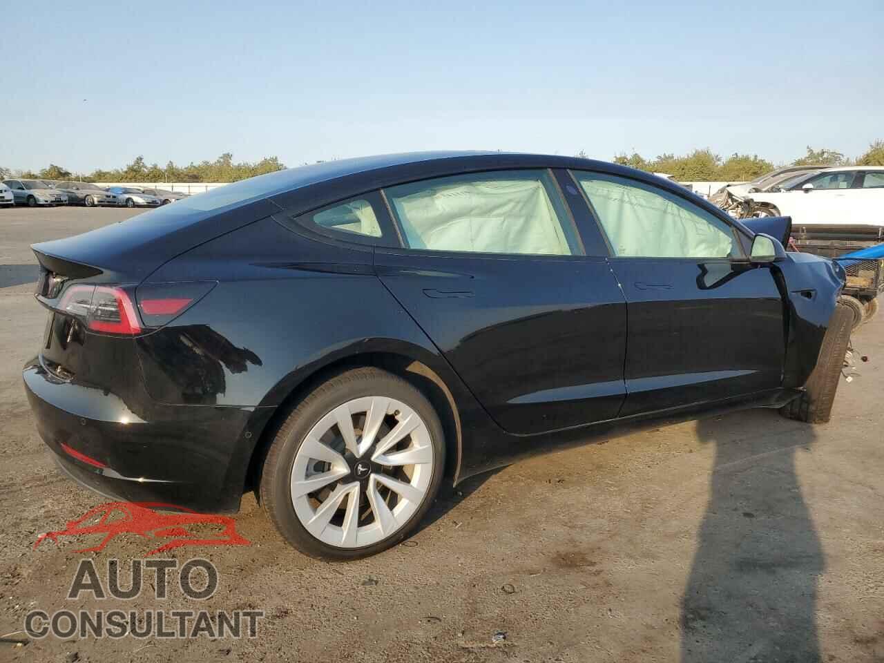 TESLA MODEL 3 2021 - 5YJ3E1EA8MF096540
